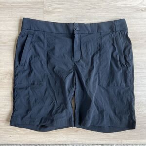 Athleta Shorts Women’s Size 16 Black Trekkie Bermuda 2.0 Stretch Nylon Hiking